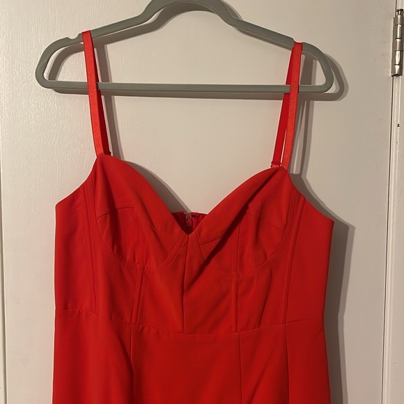 Sergio Hudson Red Bustier Midi Dress - Picture 2 of 8